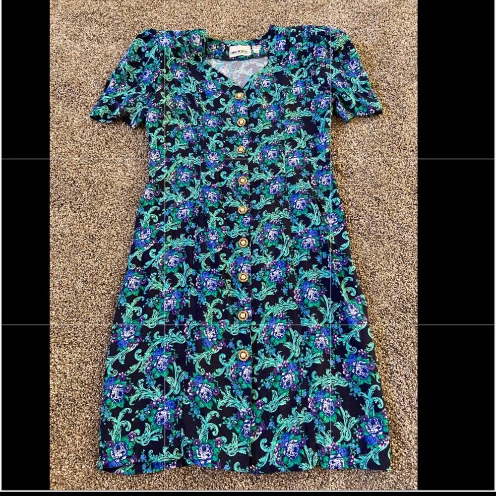 Women’s petite dress